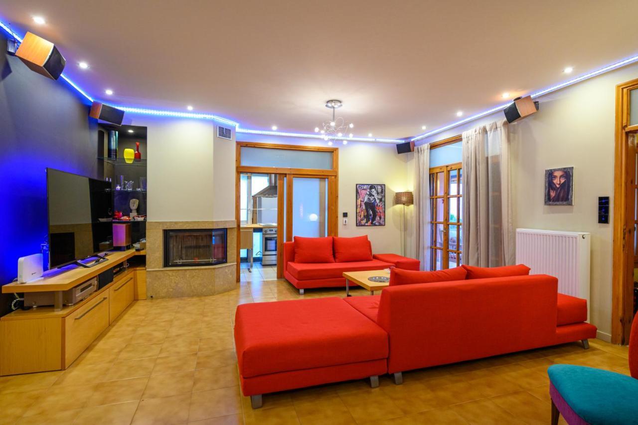 Cozy Small Smart Villa With Private Pool Mikri Mantineia Kalamata Exterior foto
