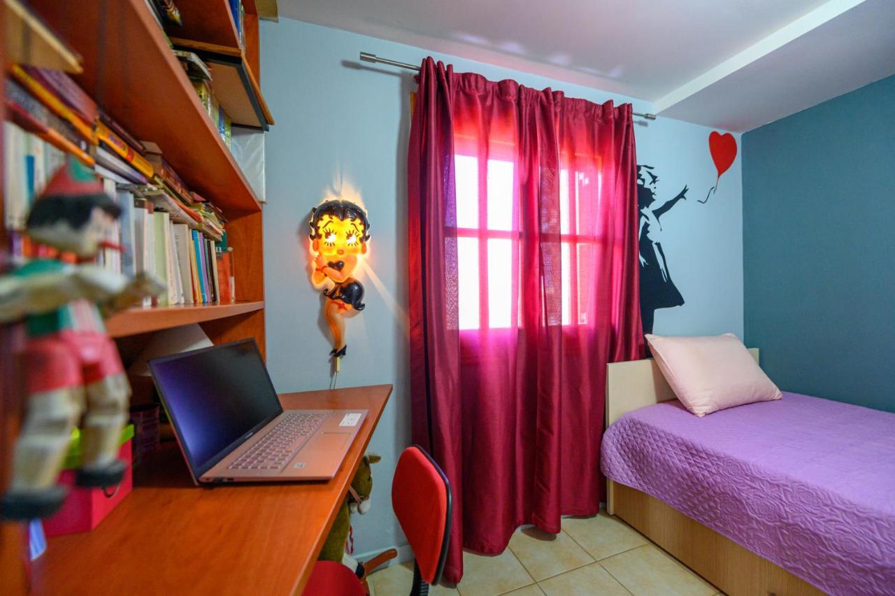 Cozy Small Smart Villa With Private Pool Mikri Mantineia Kalamata Exterior foto